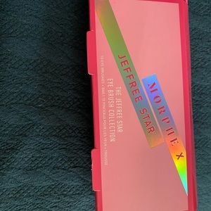Morphe x Jeffery star brush set